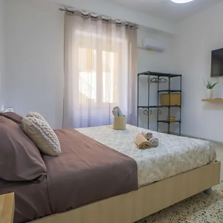 Bed and Breakfast Grandmother's House - Σαλέρνο